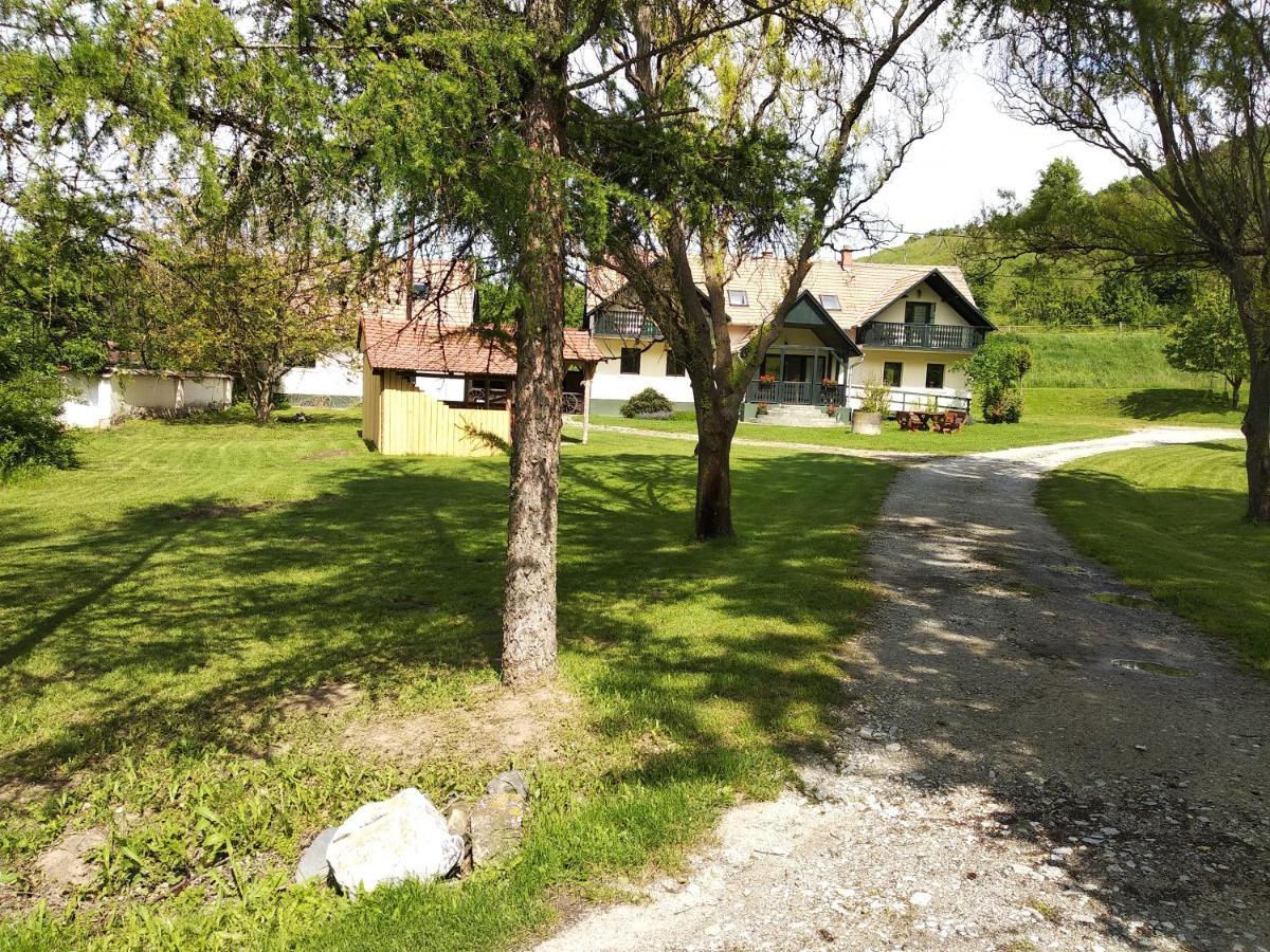 Panzio-Kemping Bekoelce Bekolce Esterno foto